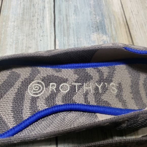 Rothy's Gray Zebra Striped  Points shoes. - Picture 11 of 11